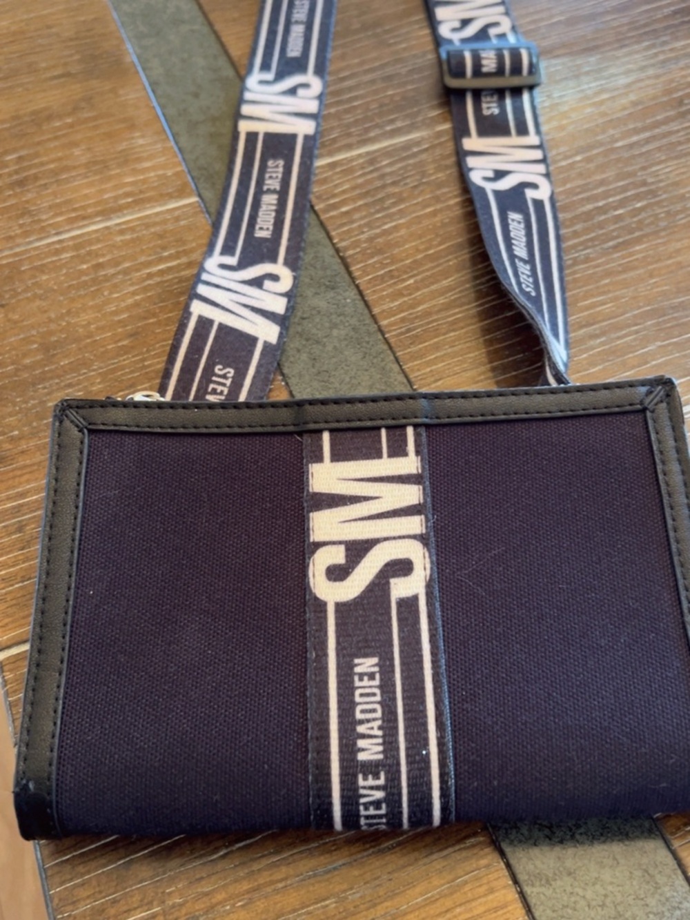 Steve Madden Navy and White Logo Crossbody Mini Bag